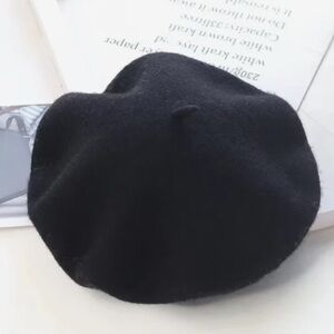 Jacobson Hat / Classic Berets / Fall accessories / Wool